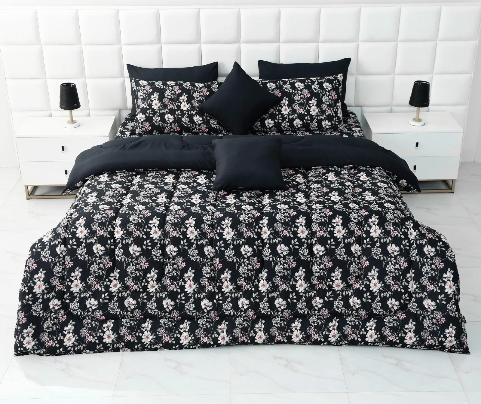 8 PCs Winter Comforter Set- Mid Night Garden