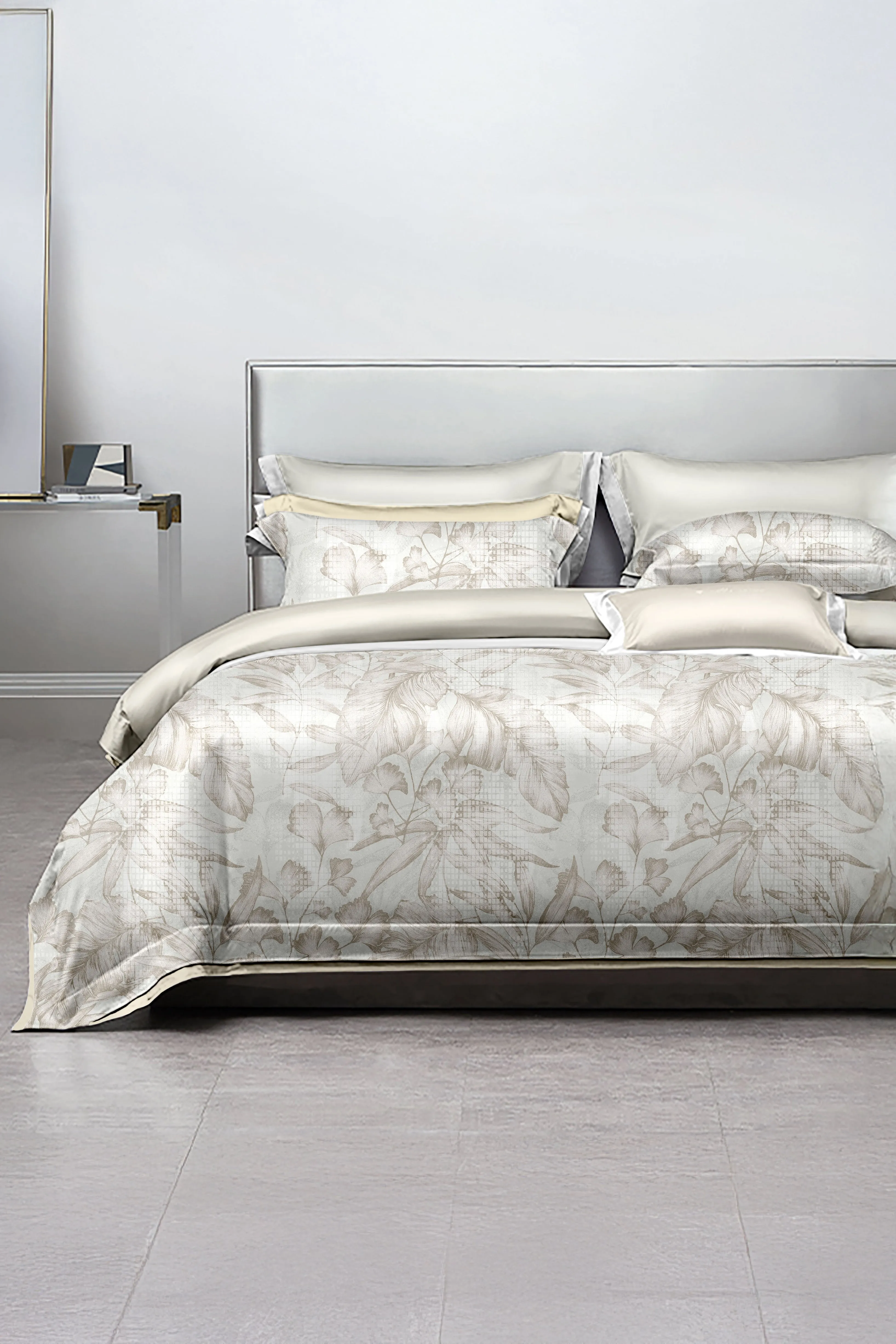 Beige 5-Piece Printed Comforter Set (Double Size)