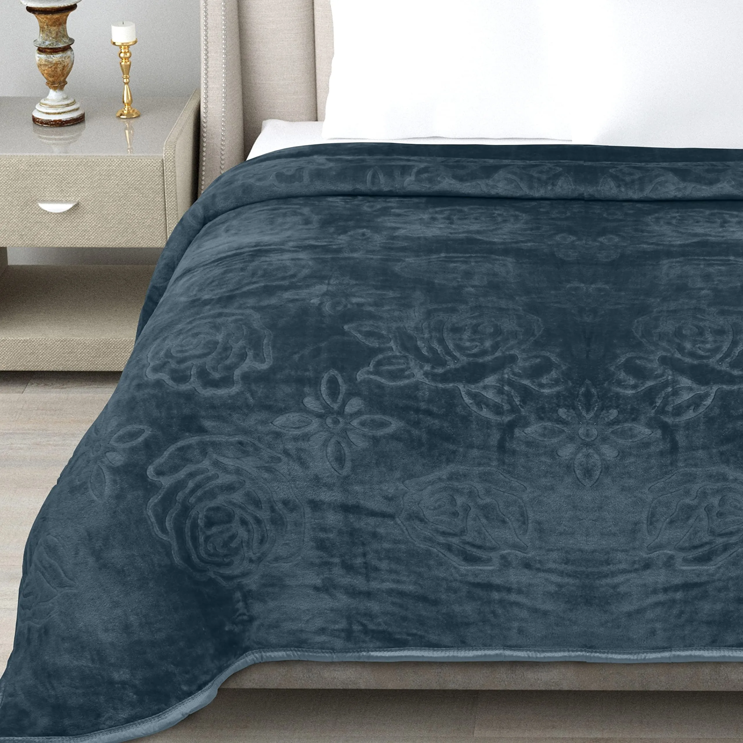 CHICERY Ultra Soft Luxurious Embossed Very Warm Korean Mink Blanket Double Bed for Winter (Grey), Skin Friendly