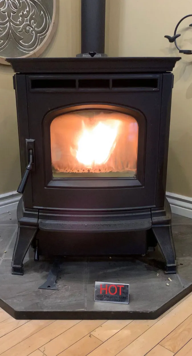 Harman Absolute 43 Pellet Stove - Floor Model