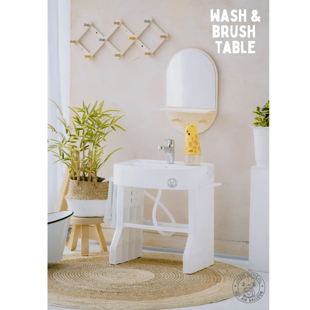 Little Hot Air Balloon Wash and Brush Table