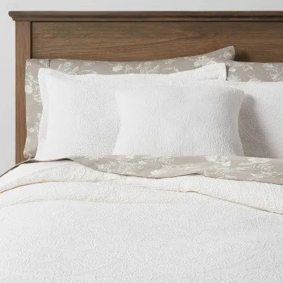 New - Threshold 8-Piece Comforter & Sheet Set Cotton Quilted Matelasse, White, Full