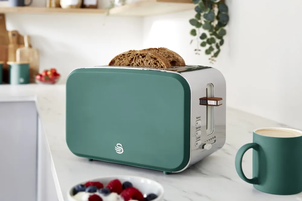 Nordic Green 2-Slice Toaster, Kettle, and Microwave Bundle