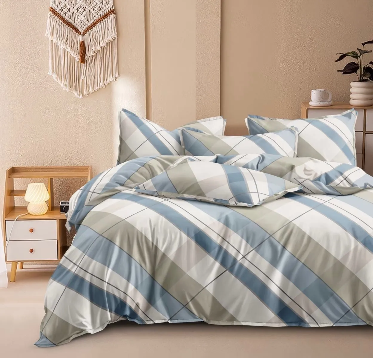 Soft Ac Comforter Set New Line Design  ( 4 pc Set,King size)