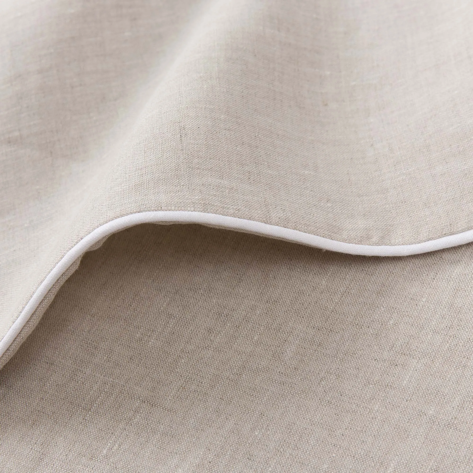 Tercia Pillowcase [Natural/White]