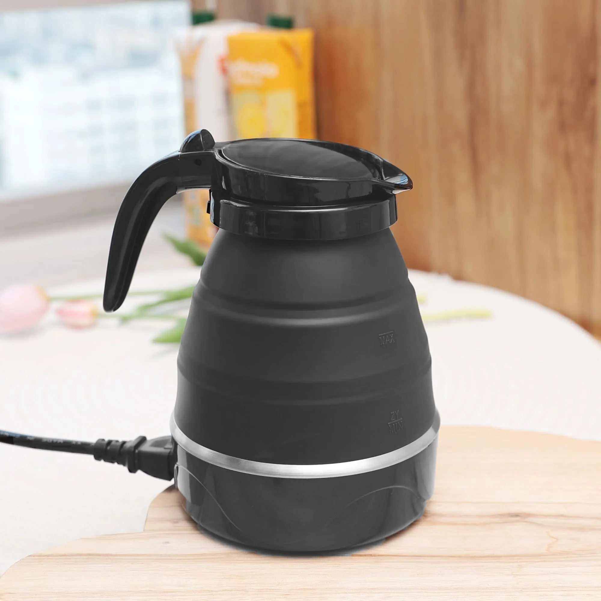 The Better Home FUMATO 600ml Portable Electric Kettle for Travel | Hot Water 600W | Multipurpose, Mini, Collapsible, Travel Kettle | Food Grade Silicone Body, Stainless Steel Base & Leak Proof (Black)